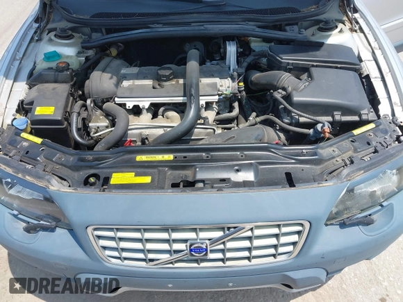 2004 Volvo V70 XC Cross Country with VIN YV1SZ59H441124920, listed as a IAAI auction lot 42456773 with 223,980 mi miles and . Bid and sale history available at DreamBid. Image 10.
