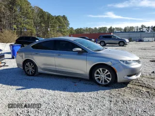 2015 Chrysler 200 Limited with VIN 1C3CCCAB0FN702390, listed as a Copart auction lot 43074815 with 280,599 mi miles and Clean Title. Bid and sale history available at carsss.com. Image 4.
