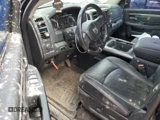 2017 Ram 1500 Night z VIN 1C6RR7MT9HS648342, wystawiony jako Copart lot #53097745 z przebiegiem 105 294 mil mil oraz Szkody całkowita. Historia ofert i sprzedaży dostępna na DreamBid. Obrazek 8.
