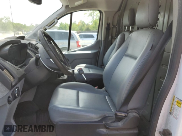 2018 Ford Transit z VIN 1FTYR1ZM0JKA09453, wystawiony jako Copart lot #55241035 z przebiegiem 227 932 mil mil oraz Szkoda całkowita • Salvage title. Historia ofert i sprzedaży dostępna na DreamBid. Obrazek 7.
