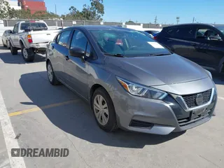 2021 Nissan Versa S with VIN 3N1CN8DV7ML813348, listed as a IAAI auction lot 41841438 with 56,372 mi miles. Bid and sale history available at carsss.com. Image 1.