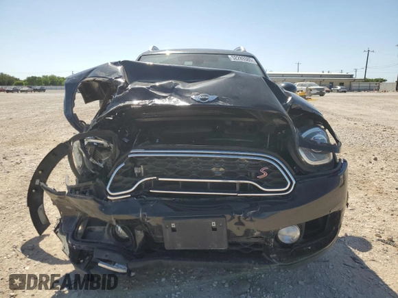 2017 MINI Countryman Cooper S z VIN WMZYT3C35H3D97994, wystawiony jako Copart lot #52289385 z przebiegiem 80 781 mil mil oraz Szkoda całkowita • Salvage title. Historia ofert i sprzedaży dostępna na DreamBid. Obrazek 5.