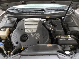 2008 Hyundai Azera Limited with VIN KMHFC46F98A273086, listed as a Copart auction lot 55390925 with 170,726 mi miles and Salvage title. Bid and sale history available at DreamBid. Image 11.