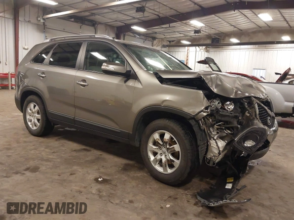 2013 Kia Sorento LX with VIN 5XYKT3A66DG381650, listed as a IAAI auction lot 42400630 with 182,333 mi miles and . Bid and sale history available at DreamBid. Image 1.