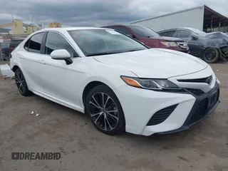 2019 Toyota Camry LE z VIN 4T1B11HK5KU703148, wystawiony jako IAAI lot #41713220 z przebiegiem 97 330 mil mil oraz . Historia ofert i sprzedaży dostępna na DreamBid. Obrazek 1.