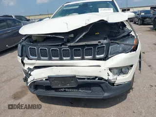 2018 Jeep Compass Altitude with VIN 3C4NJCBB1JT151808, listed as a IAAI auction lot 42402585 with 145,422 mi miles and . Bid and sale history available at DreamBid. Image 11.