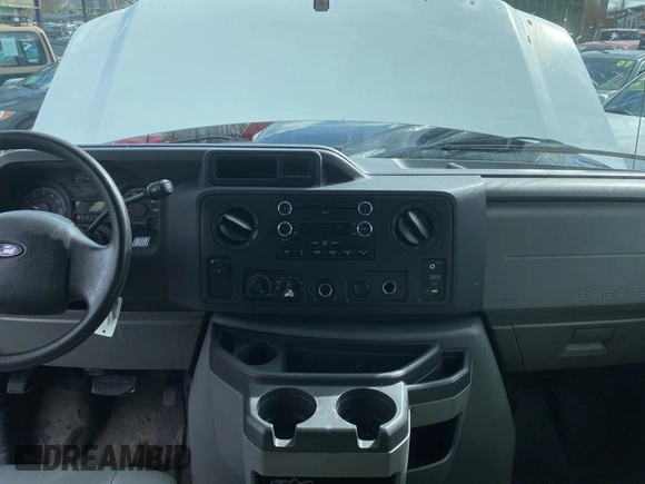 2009 Ford Econoline Cargo with VIN 1FDWE35LX9DA36683, listed as a Copart auction lot 50453625 with 309,448 mi miles and Salvage Title. Bid and sale history available at DreamBid. Image 9.