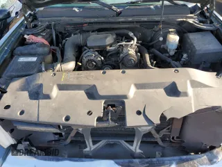 2008 Chevrolet Silverado 1500 Work Truck with VIN 1GCEK14X28Z162605, listed as a Copart auction lot 52361765 with 258,981 mi miles and Salvage Title. Bid and sale history available at carsss.com. Image 11.