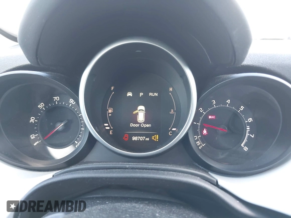 2016 FIAT 500X Lounge z VIN ZFBCFXDT0GP333273, wystawiony jako IAAI lot #42269130 z przebiegiem 98 707 mil mil oraz . Historia ofert i sprzedaży dostępna na DreamBid. Obrazek 7.