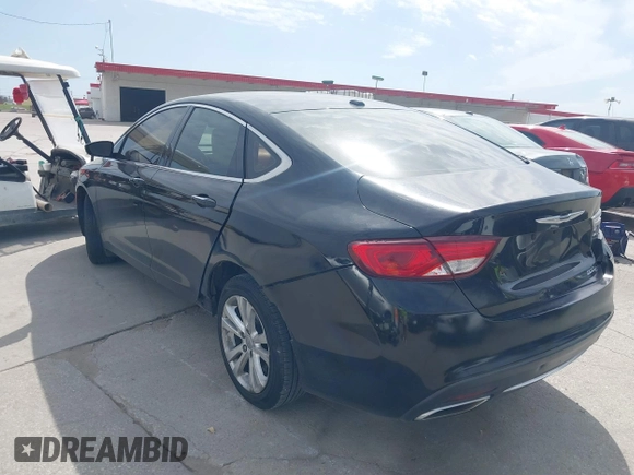 2015 Chrysler 200 C with VIN 1C3CCCCG5FN517356, listed as a IAAI auction lot 41789841 with 88,023 mi miles. Bid and sale history available at carsss.com. Image 3.