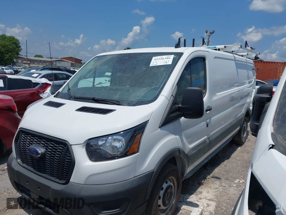 2024 Ford Transit Cargo with VIN 1FTBR1Y89RKA77093, listed as a IAAI auction lot 42556386 with 3,290 mi miles and . Bid and sale history available at DreamBid. Image 17.