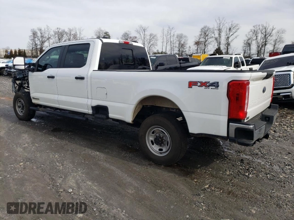2024 Ford Super Duty F-250 SRW XL with VIN 1FT8W2BT2RED37791, listed as a Copart auction lot 44932185 with 24,210 mi miles and Salvage Title. Bid and sale history available at carsss.com. Image 2.