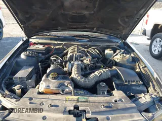 2005 Ford Mustang Deluxe with VIN 1ZVFT80N855171050, listed as a IAAI auction lot 41846189 with 186,770 mi miles. Bid and sale history available at carsss.com. Image 10.