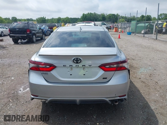 2021 Toyota Camry SE Nightshade with VIN 4T1T11AK3MU542610, listed as a IAAI auction lot 39350024 with 71,086 mi miles and . Bid and sale history available at DreamBid. Image 16.