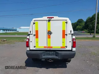 2014 Ford F-250 XL with VIN 1FTBF2B66EEA75168, listed as a IAAI auction lot 42786067 with 194,640 mi miles and . Bid and sale history available at DreamBid. Image 16.