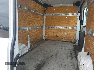 2018 Ford Transit с VIN 1FTYE1CM4JKA08195, выставлен на аукционе IAAI как лот 42726983 с пробегом 131 936 миль миль и . История ставок и продаж доступна на DreamBid. Изображение 25.