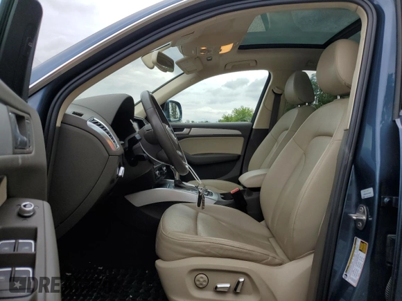 2015 Audi Q5 z VIN WA1LGCFP2FA054010, wystawiony jako Copart lot #69423414 z przebiegiem 136 734 mil mil oraz Szkoda całkowita • Salvage title. Historia ofert i sprzedaży dostępna na DreamBid. Obrazek 7.