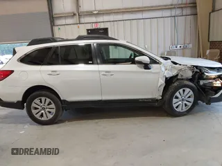 2018 Subaru Outback Premium z VIN 4S4BSAFC4J3313199, wystawiony jako IAAI lot #42573818 z przebiegiem 68 477 mil mil oraz . Historia ofert i sprzedaży dostępna na DreamBid. Obrazek 13.
