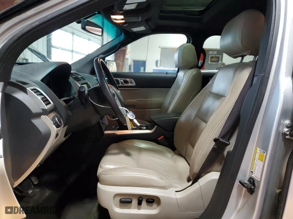 2011 Ford Explorer XLT with VIN 1FMHK8D81BGA30917, listed as a Copart auction lot 49652255 with 174,045 mi miles and Salvage Title. Bid and sale history available at carsss.com. Image 7.