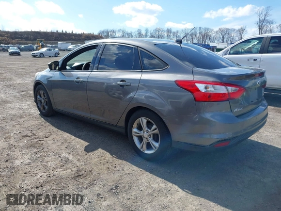 2013 Ford Focus SE with VIN 1FADP3F23DL258546, listed as a IAAI auction lot 41884513 with 156,775 mi miles. Bid and sale history available at carsss.com. Image 3.