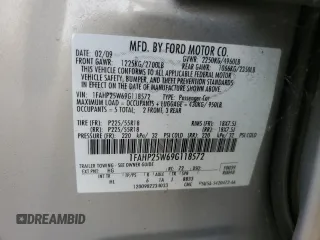 2009 Ford Taurus Limited with VIN 1FAHP25W69G118572, listed as a Copart auction lot 47356135 with 124,956 mi miles and Clean Title. Bid and sale history available at carsss.com. Image 12.