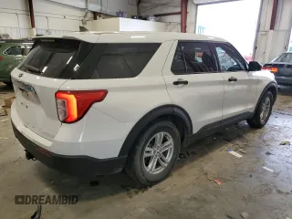 2022 Ford Explorer with VIN 1FMSK7BH8NGA18125, listed as a Copart auction lot 52242975 with 35,127 mi miles and Salvage title. Bid and sale history available at DreamBid. Image 3.