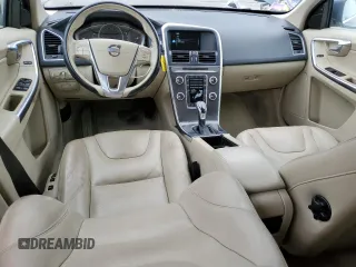 2015 Volvo XC60 T5 Drive-E Premier с VIN YV440MDK0F2636982, выставлен на аукционе Copart как лот 53581325 с пробегом 108 660 миль миль и Списание • Salvage title. История ставок и продаж доступна на DreamBid. Изображение 8.