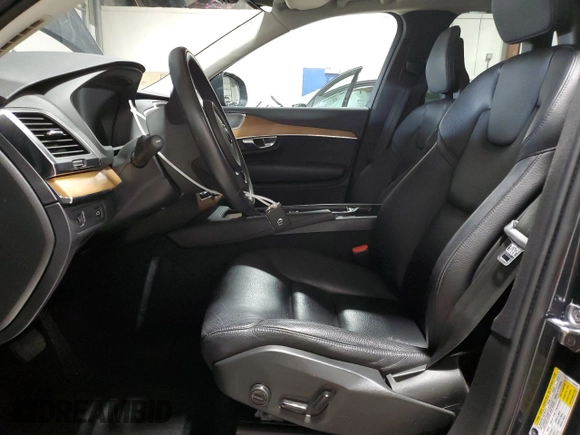 2021 Volvo XC90 Momentum with VIN YV4A22PK6M1737461, listed as a Copart auction lot 77948834 with 40,143 mi miles and Salvage Title. Bid and sale history available at carsss.com. Image 7.