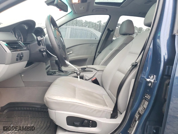 2004 BMW 5 Series 545iA with VIN WBANB33564B111040, listed as a Copart auction lot 83498654 with 100,176 mi miles and Salvage Title. Bid and sale history available at carsss.com. Image 7.