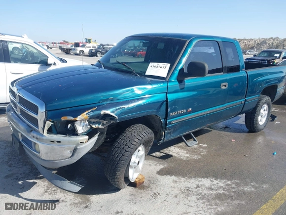 1999 Dodge Ram 1500 with VIN 1B7HF13Z5XJ547187, listed as a IAAI auction lot 41687655 with 187,722 mi miles. Bid and sale history available at carsss.com. Image 20.