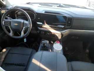 2024 Chevrolet Silverado 1500 LTZ with VIN 1GCUDGED0RZ333186, listed as a Copart auction lot 87745185 with 9,718 mi miles and Salvage Title. Bid and sale history available at DreamBid. Image 8.