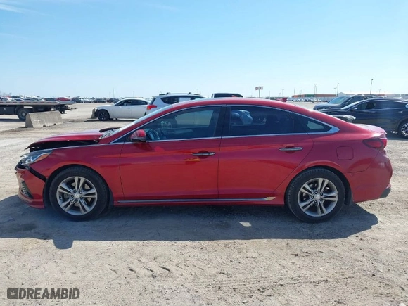 2019 Hyundai Sonata Sport with VIN 5NPE34AF4KH769601, listed as a IAAI auction lot 41674549 with 98,288 mi miles. Bid and sale history available at carsss.com. Image 14.