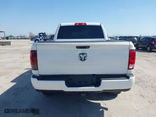 2018 Ram 2500 Tradesman with VIN 3C6UR4CJ0JG188350, listed as a IAAI auction lot 41787630 with 122,434 mi miles. Bid and sale history available at carsss.com. Image 16.