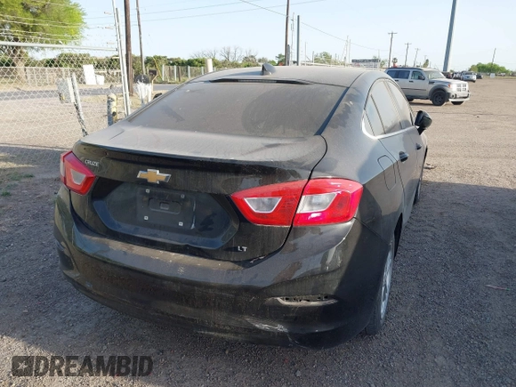 2017 Chevrolet Cruze LT with VIN 1G1BE5SM2H7101964, listed as a IAAI auction lot 41825540 with 38,975 mi miles and . Bid and sale history available at DreamBid. Image 4.