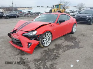2017 Toyota 86 with VIN JF1ZNAA17H9707048, listed as a IAAI auction lot 41663382 with 1 mi miles. Bid and sale history available at carsss.com. Image 2.