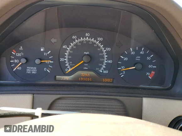 1997 Mercedes-Benz E-Class with VIN WDBJF55F4VJ032270, listed as a Copart auction lot 48010725 with 191,091 mi miles and Salvage Title. Bid and sale history available at carsss.com. Image 9.