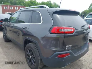 2017 Jeep Cherokee Latitude с VIN 1C4PJMCS6HW649441, выставлен на аукционе IAAI как лот 42286967 с пробегом 68 742 миль миль и . История ставок и продаж доступна на DreamBid. Изображение 3.
