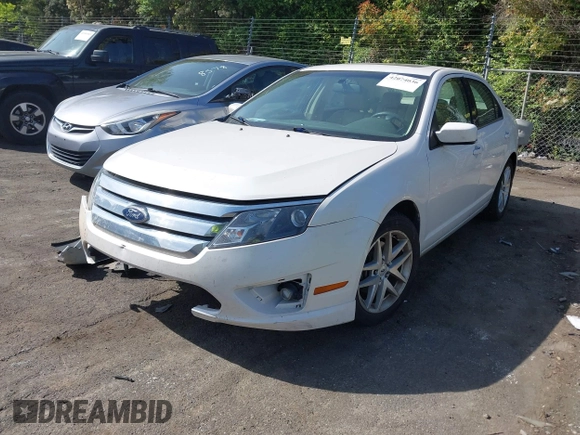 2010 Ford Fusion SEL with VIN 3FAHP0JG6AR414255, listed as a IAAI auction lot 42074036 with 184,896 mi miles. Bid and sale history available at carsss.com. Image 2.