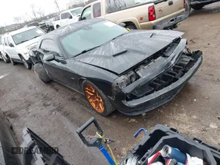 2015 Dodge Challenger R/T Plus с VIN 2C3CDZBT0FH819564, выставлен на аукционе IAAI как лот 41503247 с пробегом 95 229 миль миль и . История ставок и продаж доступна на DreamBid. Изображение 1.