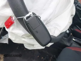 2023 Nissan Versa SR z VIN 3N1CN8FV4PL870186, wystawiony jako IAAI lot #42458430 z przebiegiem 22 mil mil oraz . Historia ofert i sprzedaży dostępna na DreamBid. Obrazek 11.