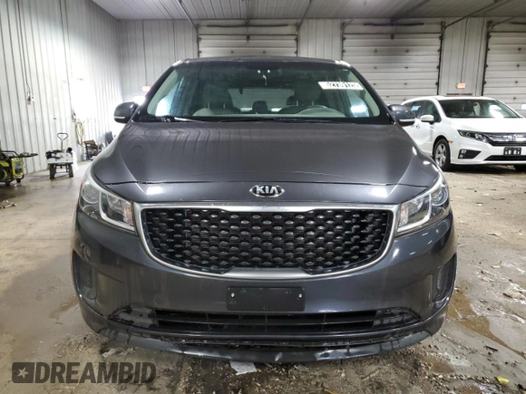 2015 Kia Sedona LX with VIN KNDMB5C16F6058875, listed as a Copart auction lot 52739125 with 117,207 mi miles and Clean Title. Bid and sale history available at DreamBid. Image 5.