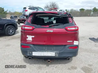 2014 Jeep Cherokee Latitude with VIN 1C4PJLCS3EW143362, listed as a IAAI auction lot 42150037 with 86,012 mi miles. Bid and sale history available at carsss.com. Image 16.