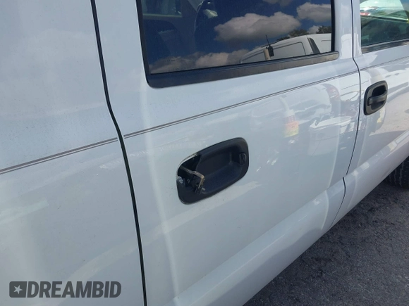 2004 Chevrolet Avalanche Z66 with VIN 3GNEC12T64G261328, listed as a IAAI auction lot 41557713 with 254,480 mi miles and . Bid and sale history available at DreamBid. Image 13.