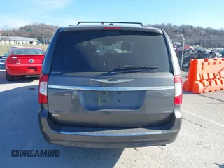2016 Chrysler Town & Country Touring with VIN 2C4RC1BG0GR295907, listed as a IAAI auction lot 41254364 with 153,654 mi miles. Bid and sale history available at carsss.com. Image 16.