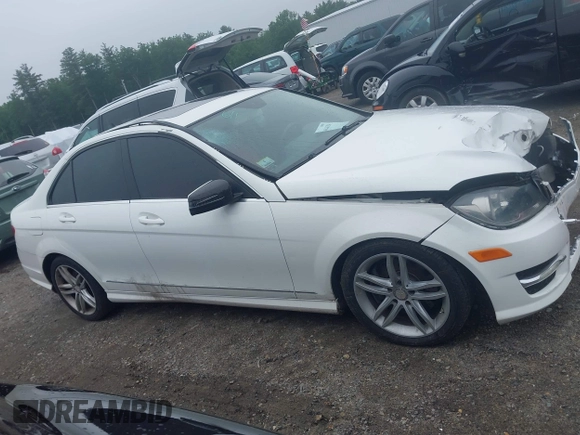 2013 Mercedes-Benz C 300 Sport with VIN WDDGF8AB2DR247992, listed as a IAAI auction lot 42484654 with 102,736 mi miles and . Bid and sale history available at DreamBid. Image 14.