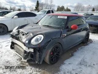 2016 MINI Hardtop John Cooper Works with VIN WMWXM9C57GT997003, listed as a Copart auction lot 46424565 with 117,884 mi miles and Salvage Title. Bid and sale history available at DreamBid. Image 1.