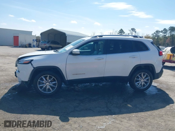 2018 Jeep Cherokee Limited with VIN 1C4PJMDX3JD588626, listed as a IAAI auction lot 41913964 with 80,106 mi miles. Bid and sale history available at carsss.com. Image 14.