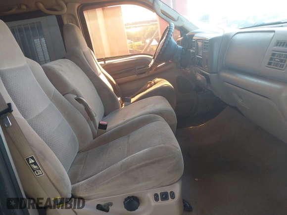 2003 Ford F-250 XL with VIN 1FTNW21P73EC53304, listed as a IAAI auction lot 42553181 with 175,313 mi miles and . Bid and sale history available at DreamBid. Image 8.