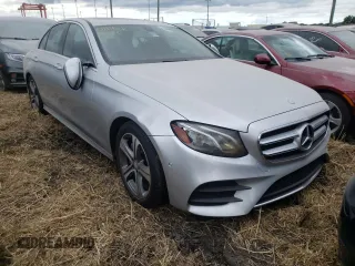 2017 Mercedes-Benz E-Class E 300 Luxury with VIN WDDZF4JB8HA047804, listed as a Copart auction lot 62240402 with Not Provided miles. Bid and sale history available at carsss.com. Image 1.