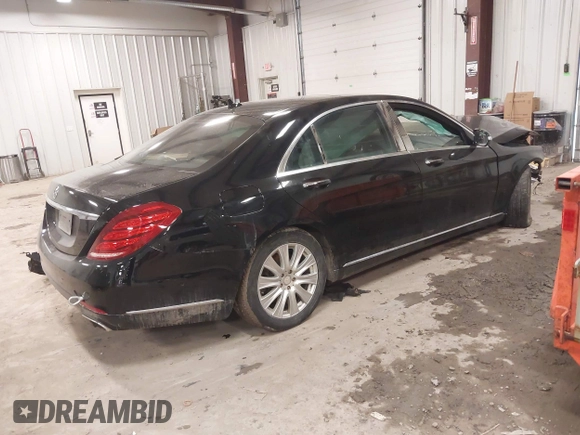 2015 Mercedes-Benz S 550 z VIN WDDUG8FB9FA070884, wystawiony jako IAAI lot #41699431 z przebiegiem 154 273 mil mil oraz . Historia ofert i sprzedaży dostępna na DreamBid. Obrazek 4.